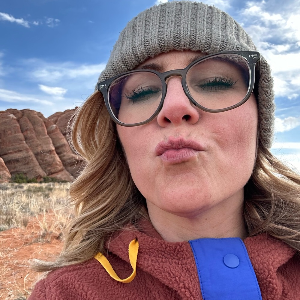 Meet your Posher, Alexis